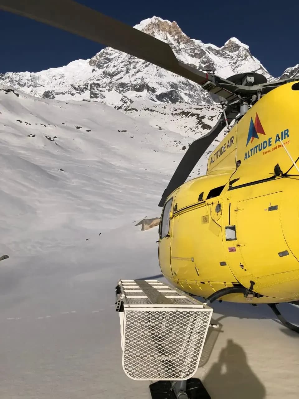Altitude Air Everest Landed