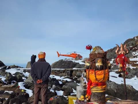 Muktinath-Helicopter-Tour-Packing